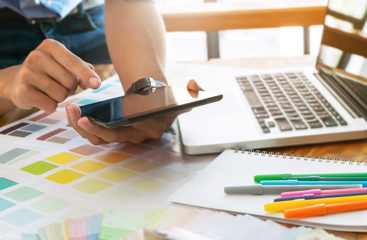 How to Choose a Brand Color Scheme: A Step-by-Step Method for Business Owners